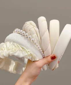 White Cotton Bơm